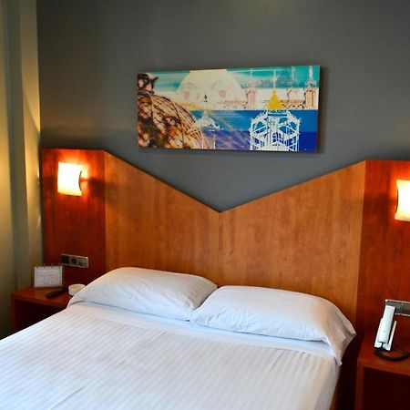 Hotel Alda Palacio Valdes 阿维莱斯 外观 照片