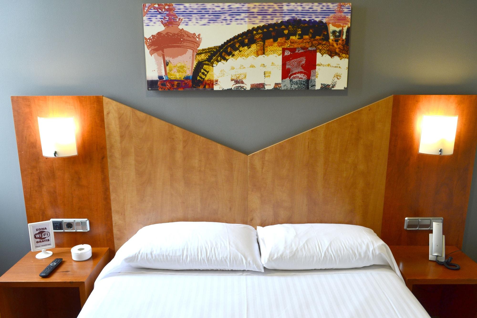 Hotel Alda Palacio Valdes 阿维莱斯 外观 照片