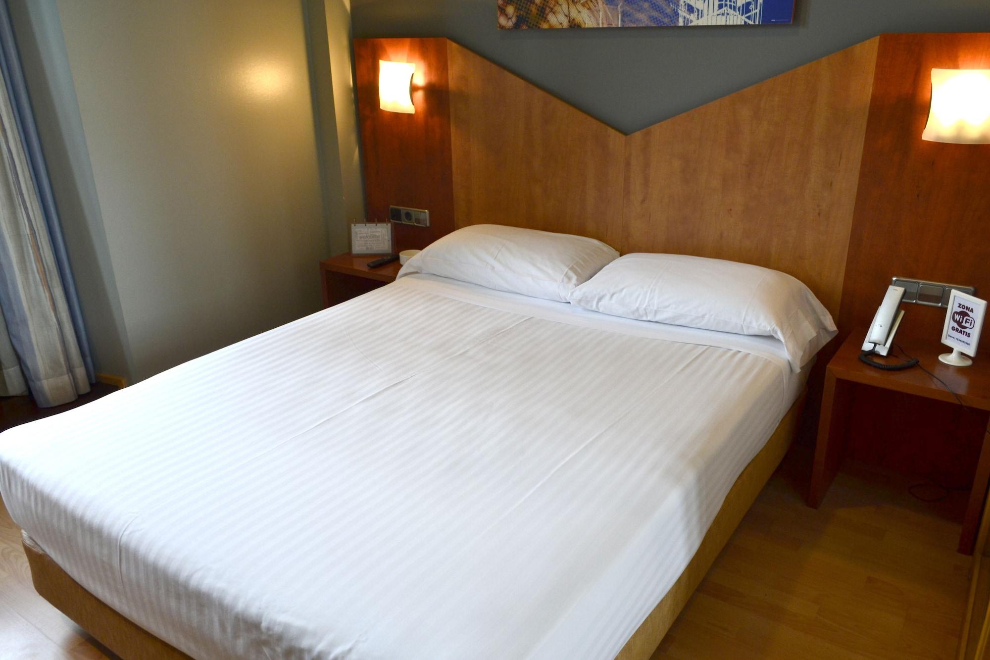 Hotel Alda Palacio Valdes 阿维莱斯 外观 照片