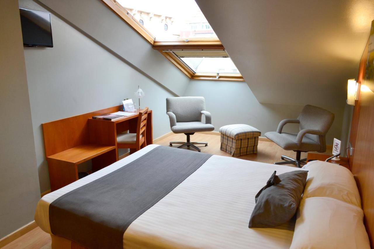 Hotel Alda Palacio Valdes 阿维莱斯 外观 照片