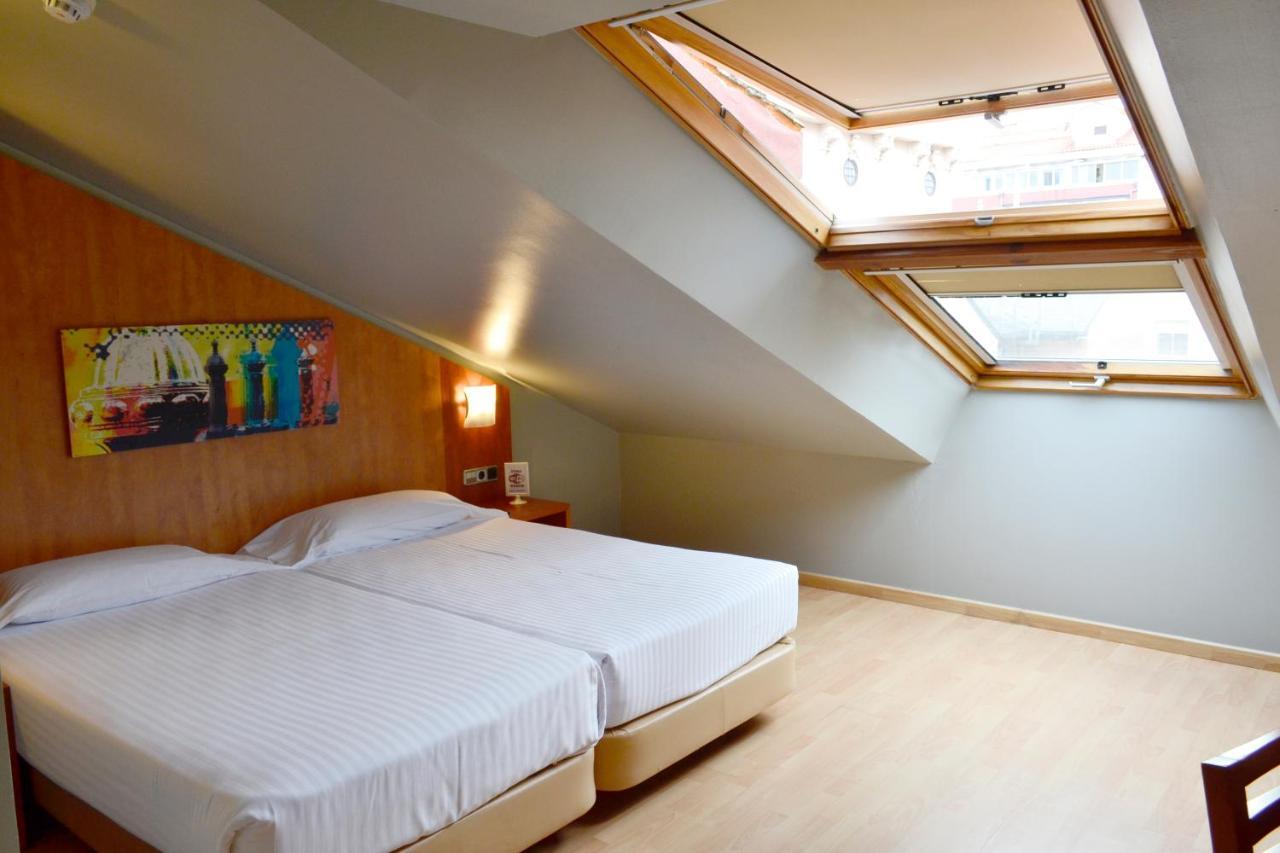 Hotel Alda Palacio Valdes 阿维莱斯 外观 照片