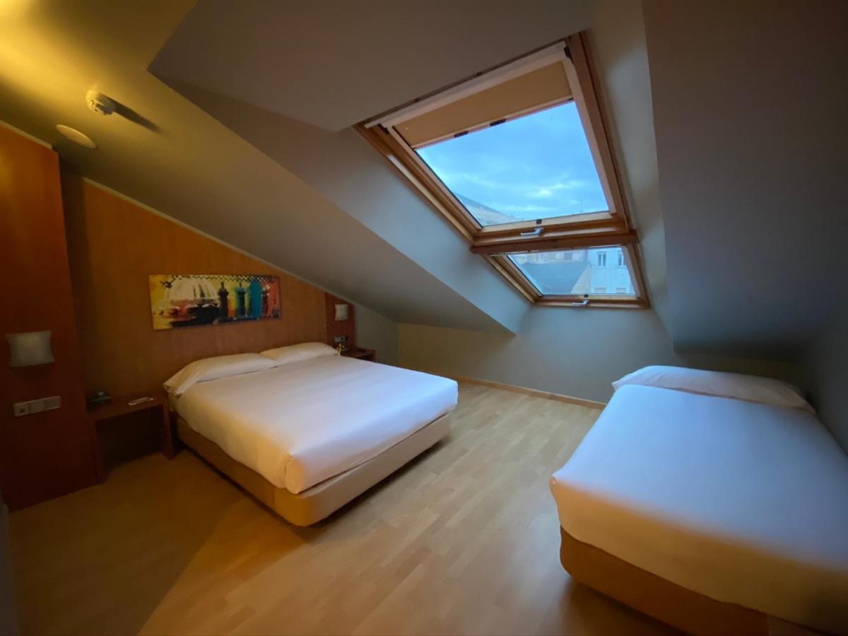 Hotel Alda Palacio Valdes 阿维莱斯 外观 照片